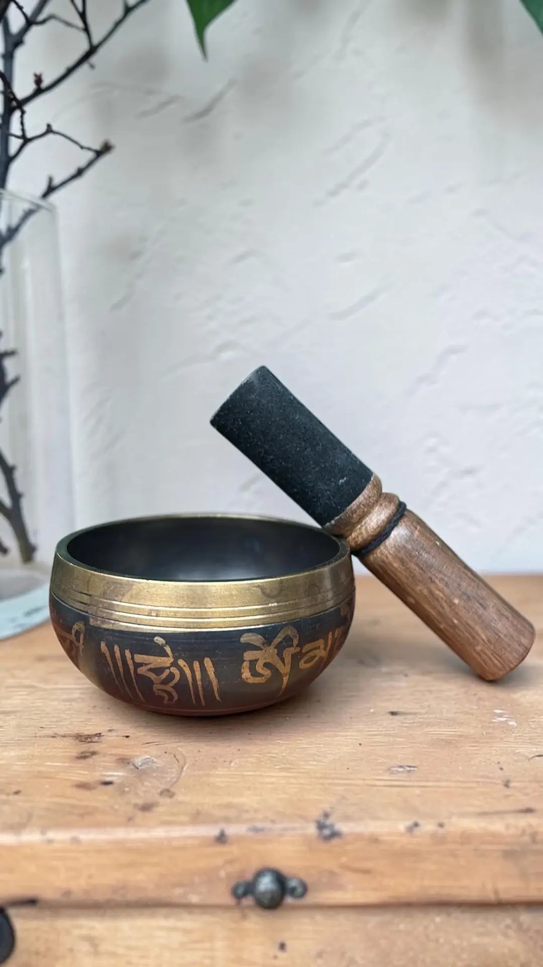 Engraved Meditation Singing Bowl Set with Wooden Mallet